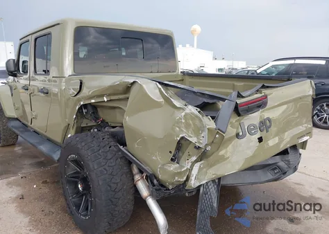 2025 Jeep Gladiator Texas Trail z USA, uszkodzony, nr VIN 1C6PJTAG2SL525367
